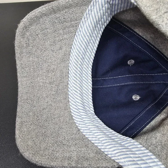 Vineyard Vines Hat Cap Mens Strap Back Grey Spellout Pink Whale Logo Golf Prep - Picture 8 of 9